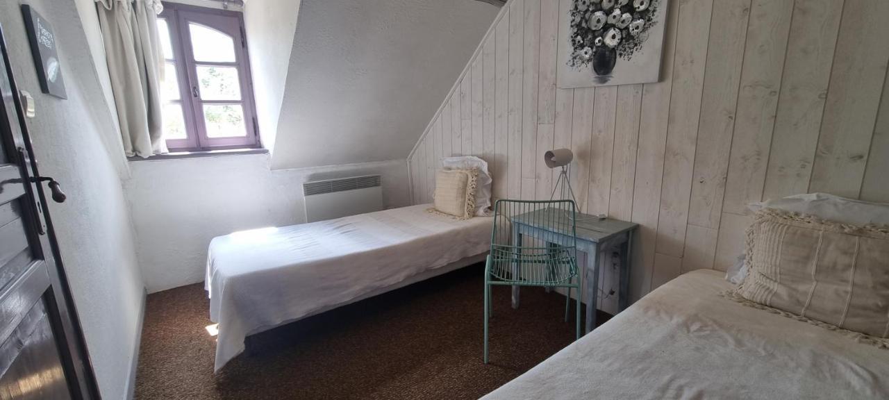 Domaine De La Courbe Hotel & Spa 勒吕德 外观 照片