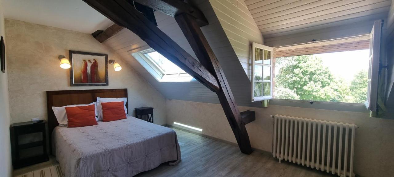 Domaine De La Courbe Hotel & Spa 勒吕德 外观 照片