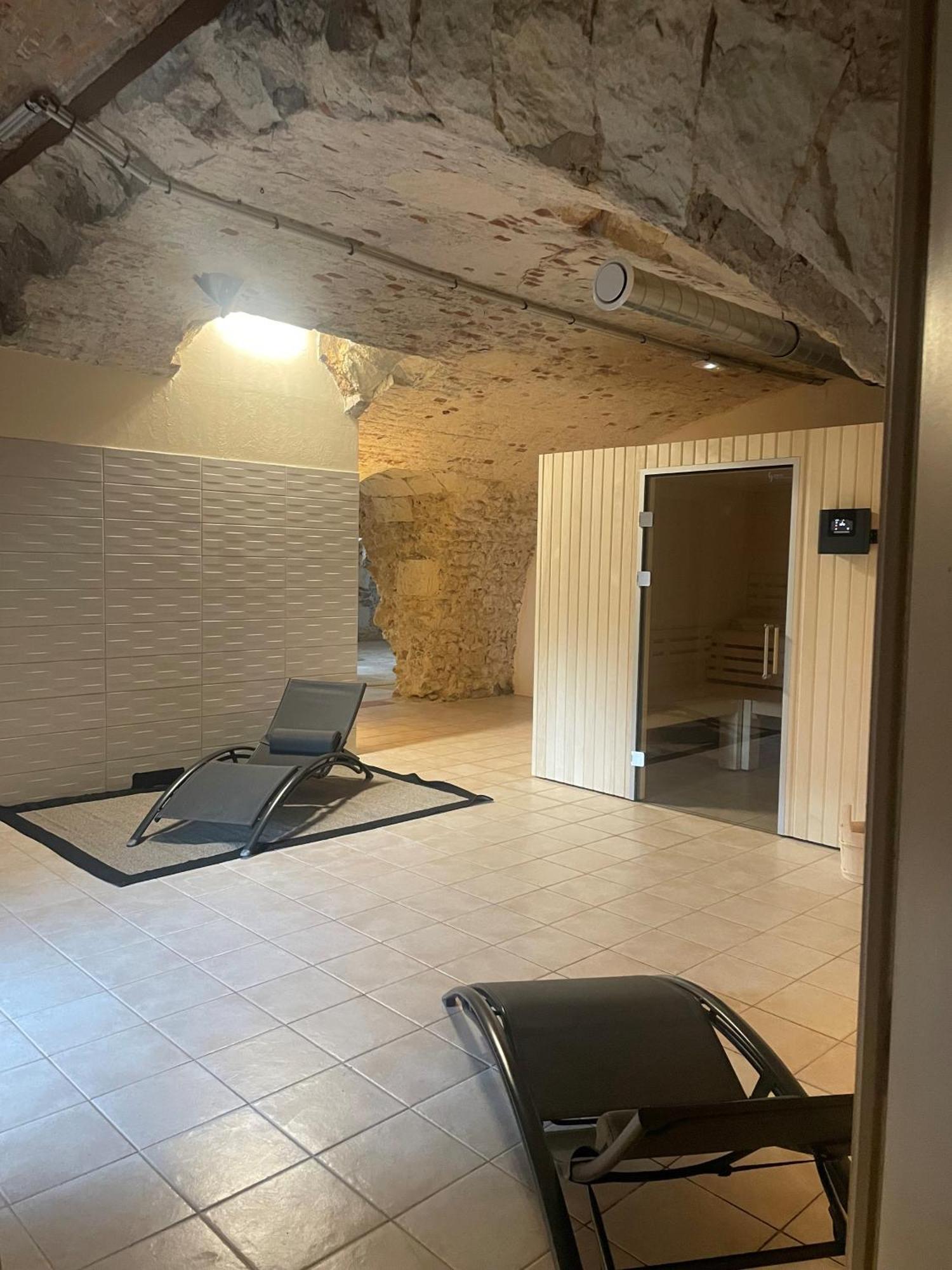Domaine De La Courbe Hotel & Spa 勒吕德 外观 照片