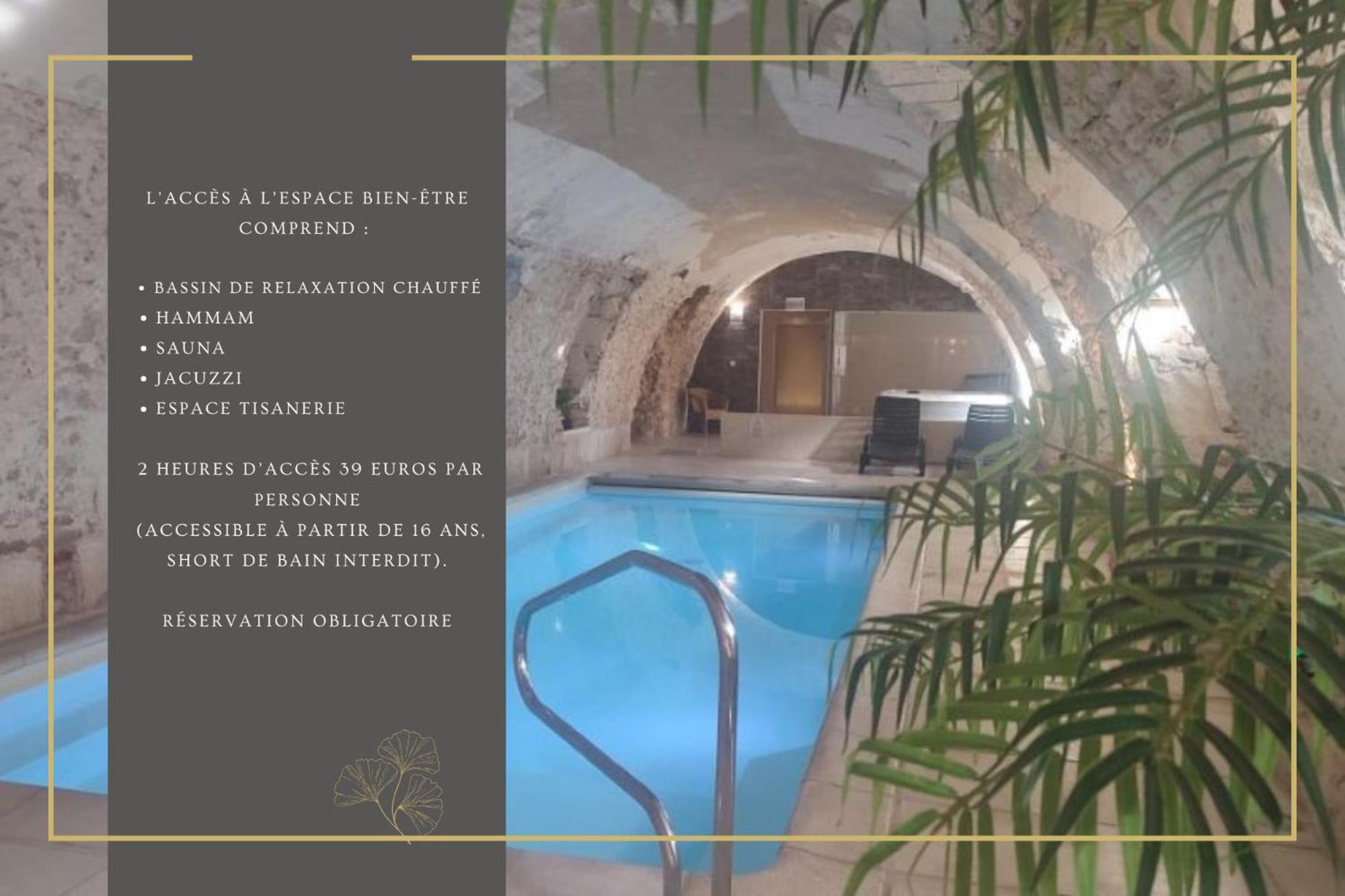Domaine De La Courbe Hotel & Spa 勒吕德 外观 照片